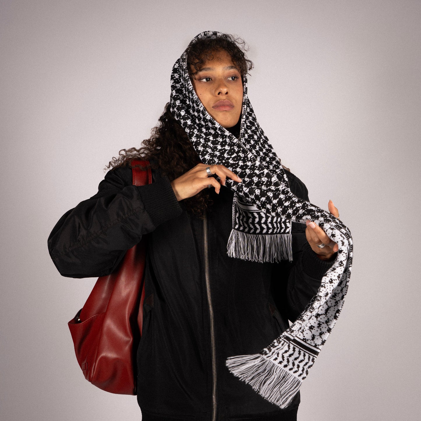 Muthanna scarf
